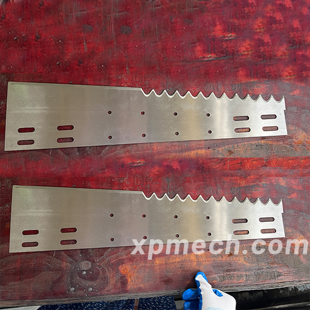 Double sided Toothed Blade 640 News